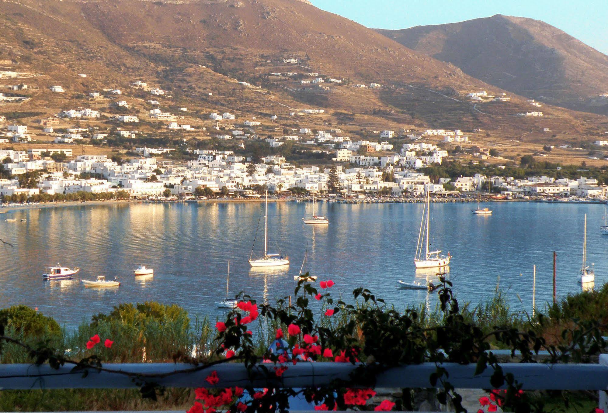 Paros Paradise Apartments Экстерьер фото